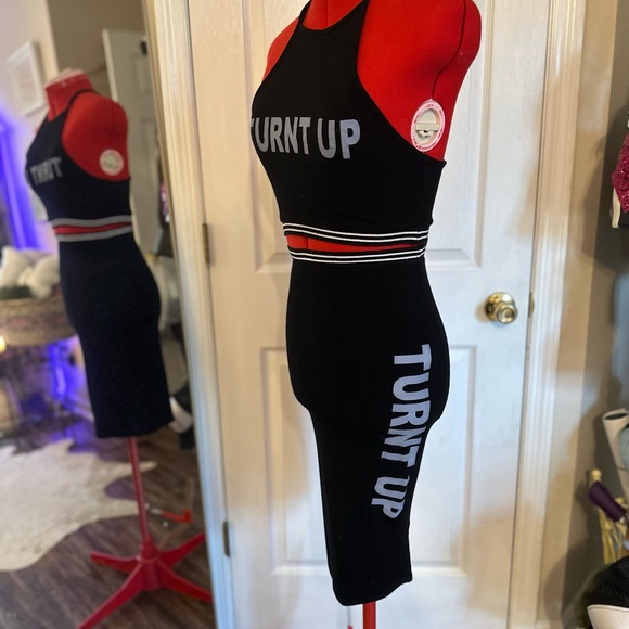 Black 'Turnt Up' Halter Two Piece Set! - Picture 2 of 6